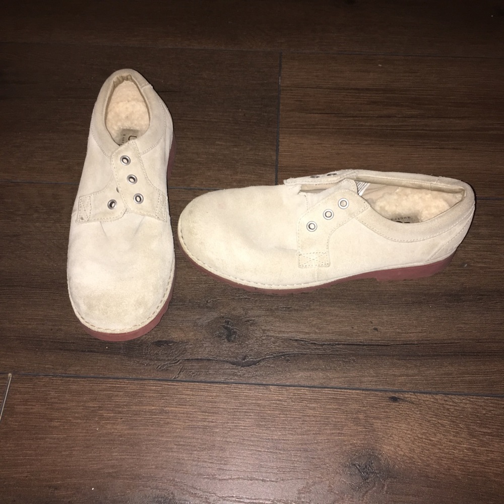 Ugg’s sneakers